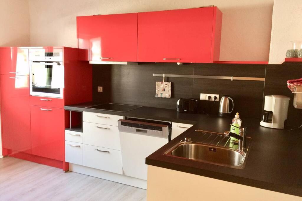 Hinter Burg, Haus Mit Garten Mayen Exteriör bild