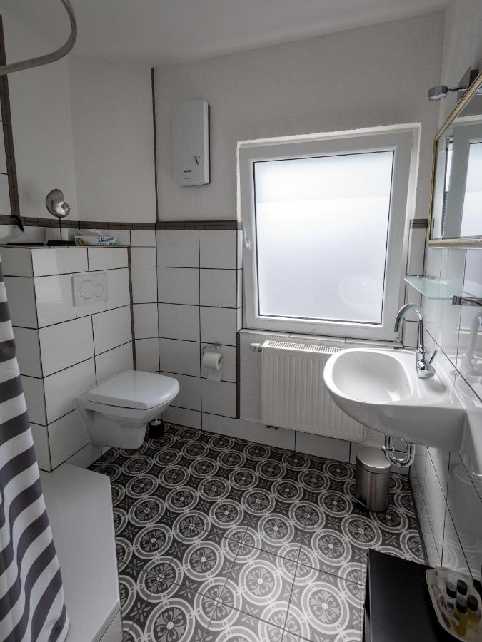 Hinter Burg, Haus Mit Garten Mayen Exteriör bild